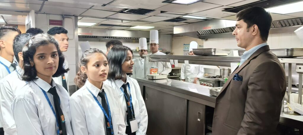 whatsapp image 2023 10 04 at 17.06.46 scaled